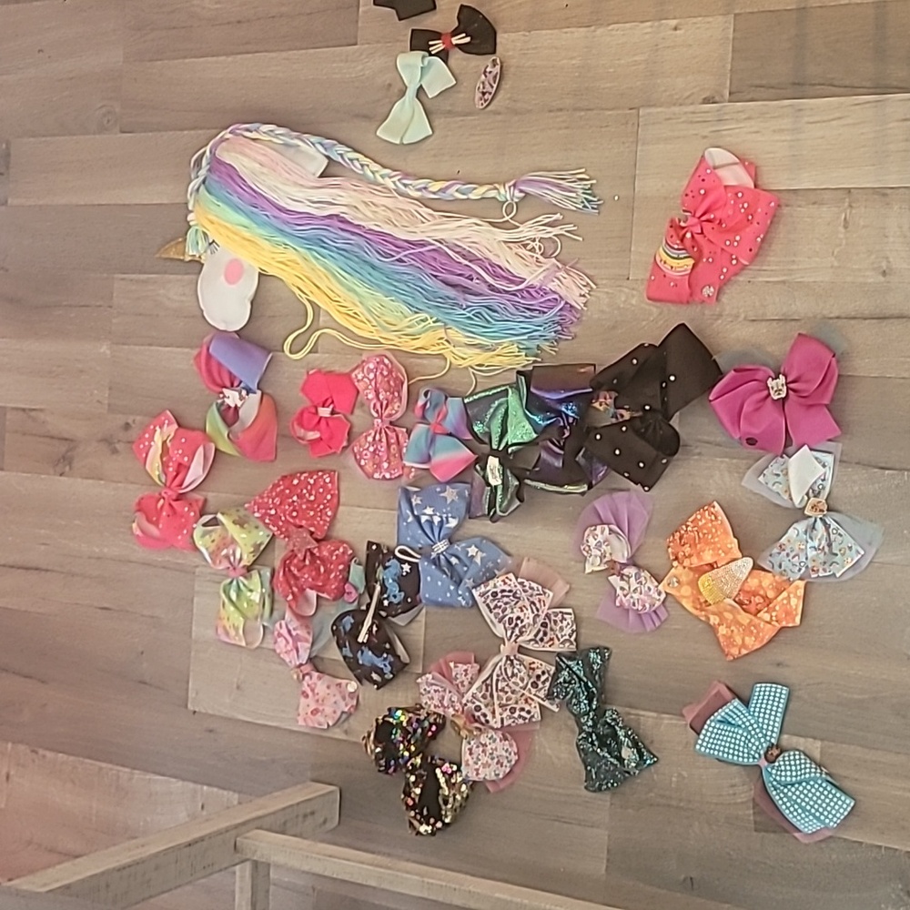 JOJO Siwa Bundle Of 25 Bows Plus Unicorn Hair Accessory Holder - Picture 3 of 9